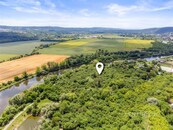 Soubor pozemků 15 465 m2 u Berounky - Praha Radotín, oblast budoucího parku Soutok, cena 7900000 CZK / objekt, nabízí CENTURY 21 4fin Reality