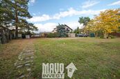 Prodej stavebního pozemku v Praze - Lipencích o výměře 700 m, cena 9450000 CZK / objekt, nabízí 