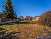 Stavební pozemek v Praze - Libuši včetně povolení pro rodinný dům, cena 12990000 CZK / objekt, nabízí 