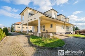 Stavební pozemek 2 233 m2, kompletní IS, Praha 4 - Šeberov, cena 36900000 CZK / objekt, nabízí Aktivreality